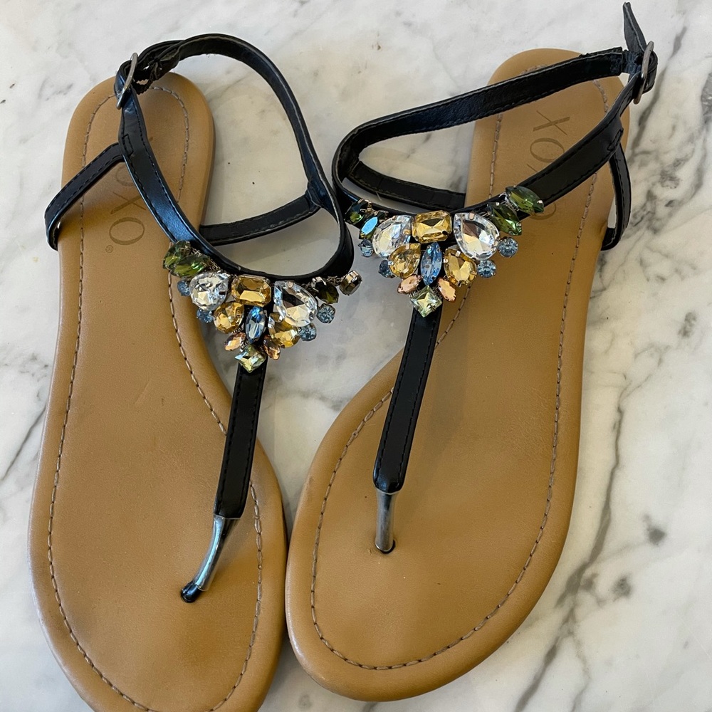 XOXO sparkle sandals. EUC! 8.5